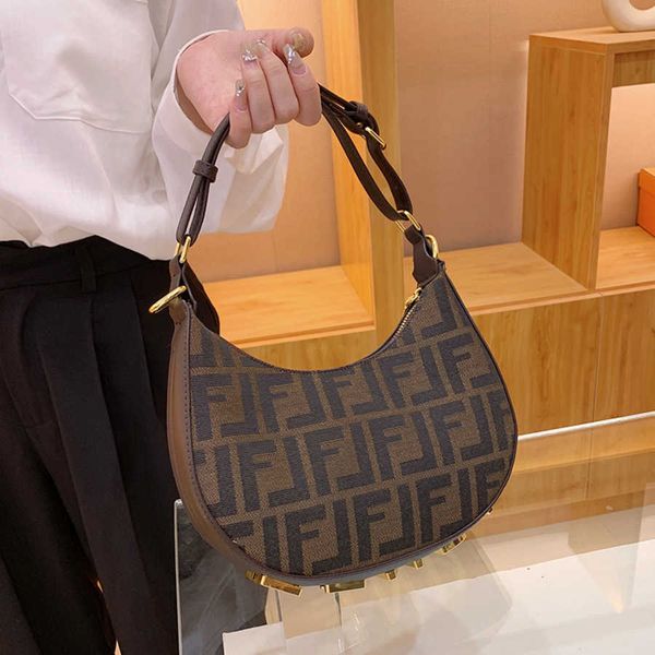 70% 2023 new shoulder bag small new women's underarm versatile printed shoulder baghigh
70% 2023 new shoulder bag small new women's underarm versatile printed shoulder baghigh