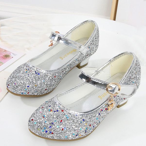 sneakers kids dance shoes girls high heeled spring sweet children princess sequins big party wedding csh1204 230224, Black;red
sneakers kids dance shoes girls high heeled spring sweet children princess sequins big party wedding csh1204 230224, Black;red