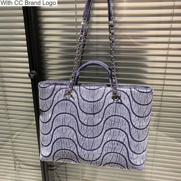 luxury cc cross body womens designer tote bag candy colors totebags fashion shopper big capacity shoulder bags grenadine letter tote handbag
luxury cc cross body womens designer tote bag candy colors totebags fashion shopper big capacity shoulder bags grenadine letter tote handbag