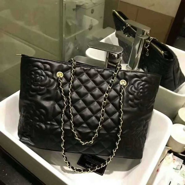 luxury fashion bag classic versatile small chain large capacity camellia one shoulder hand baghigh
luxury fashion bag classic versatile small chain large capacity camellia one shoulder hand baghigh