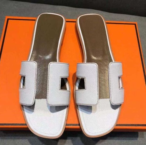 luxury designer leather ladies sandals summer flat shoes fashion h letter drag 35-42, Black
luxury designer leather ladies sandals summer flat shoes fashion h letter drag 35-42, Black