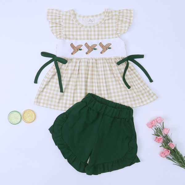 clothing sets 18t baby girl clothes summer sleeveless twopiece suits with cartoon eagle embroidery plaid and green pants 2pcs 230225, White
clothing sets 18t baby girl clothes summer sleeveless twopiece suits with cartoon eagle embroidery plaid and green pants 2pcs 230225, White