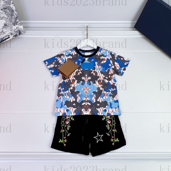 2023ss brand deisgner boys t shirts sets summer pink t-shrits with black shorts sets high end children sports sets new fashion kids tracksui, White
2023ss brand deisgner boys t shirts sets summer pink t-shrits with black shorts sets high end children sports sets new fashion kids tracksui, White