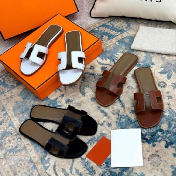 2021 designer women sandals ladies luxury genuine leather slippers flat shoe oran sandal party wedding shoes with box size 35-422264, Black
2021 designer women sandals ladies luxury genuine leather slippers flat shoe oran sandal party wedding shoes with box size 35-422264, Black