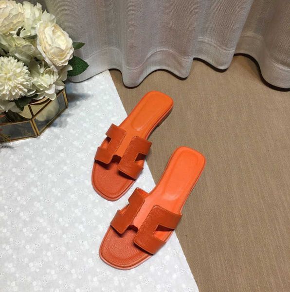 slippers designer sandals shoes ladies slipper flip flops 22 summer brand classic leather fashion beach flat heel with 2023 dustbag size, Black
slippers designer sandals shoes ladies slipper flip flops 22 summer brand classic leather fashion beach flat heel with 2023 dustbag size, Black