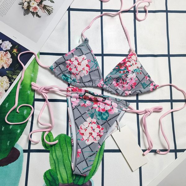 new designer bikinis woman two-piece bikini with letter swimsuits beach luxury bathing suits three-point swimsuit crystal summer swimwear, White;black
new designer bikinis woman two-piece bikini with letter swimsuits beach luxury bathing suits three-point swimsuit crystal summer swimwear, White;black