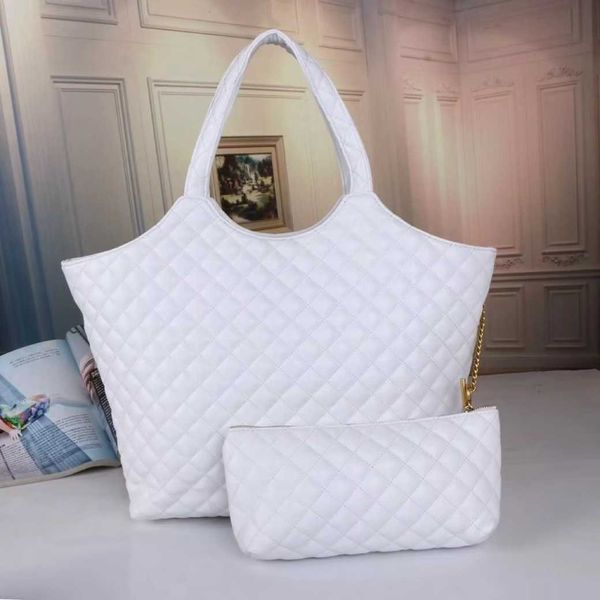 wholesale market 2023 luxury woven handle medium soft face zipper pocket casual tote armpit heat baghigh quality
wholesale market 2023 luxury woven handle medium soft face zipper pocket casual tote armpit heat baghigh quality