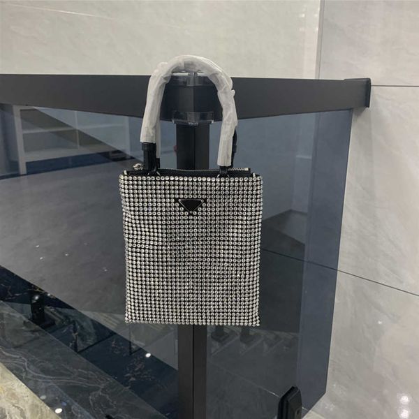 luxury fashion bag new messenger full diamond chain single shoulder portable small square women's baghigh
luxury fashion bag new messenger full diamond chain single shoulder portable small square women's baghigh