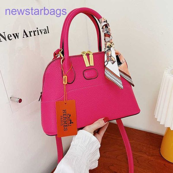 h designer bags for women 2023 autumn new women's fresh and sweet one shoulder crossbody korean have logo 444c
h designer bags for women 2023 autumn new women's fresh and sweet one shoulder crossbody korean have logo 444c