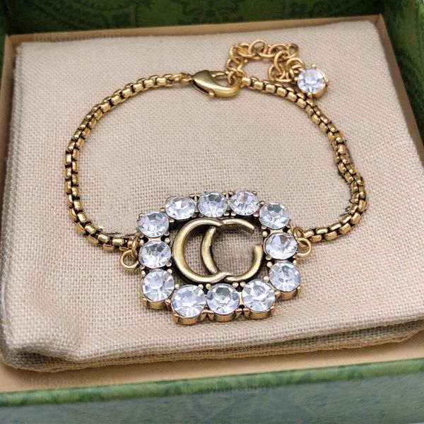 luxury designer bracelet womens letter charm inlaid diamond bracelet jewelry chain fashion bracelet bracelet gift 18k gold-plated stainless, Golden;silver
luxury designer bracelet womens letter charm inlaid diamond bracelet jewelry chain fashion bracelet bracelet gift 18k gold-plated stainless, Golden;silver