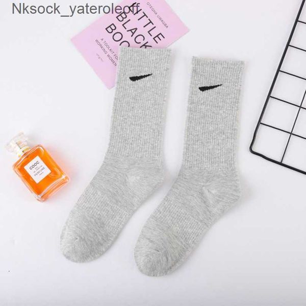 socks men's luxury fashion women's hook brand stockings designers candy colorful medium long women men couple's stocking brea, Black
socks men's luxury fashion women's hook brand stockings designers candy colorful medium long women men couple's stocking brea, Black