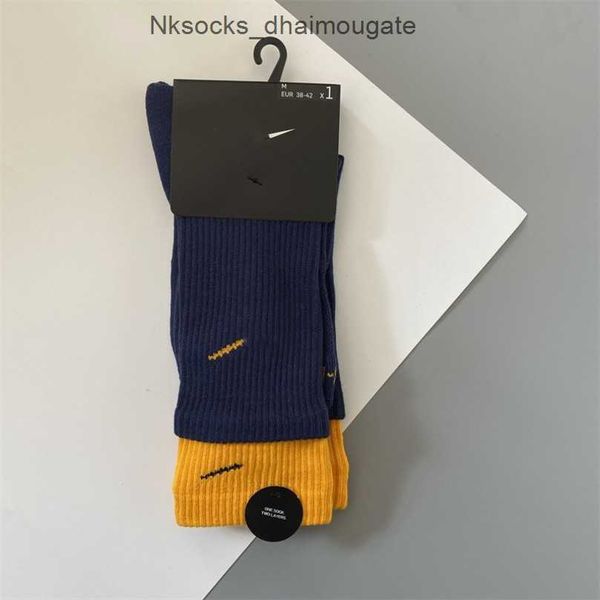 fashion men's luxury socks women's hook brand stockings designers fake two pairs splicing high tube women men sports yoga breathab, Black
fashion men's luxury socks women's hook brand stockings designers fake two pairs splicing high tube women men sports yoga breathab, Black