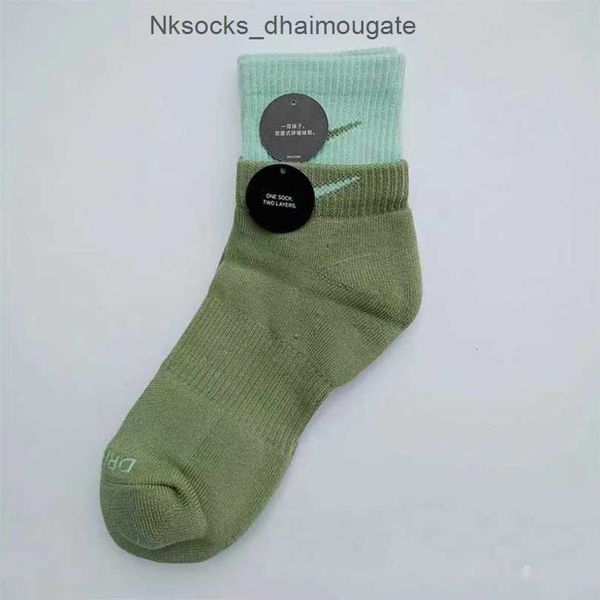 luxury men's fashion socks women's hook brand stockings designers fake two pairs splicing women men sports yoga breathable stockin, Black 
luxury men's fashion socks women's hook brand stockings designers fake two pairs splicing women men sports yoga breathable stockin, Black