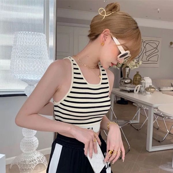 women's tanks camis 2023 spring summer simple stripe u-shaped knitted tank short women 230224, White
women's tanks camis 2023 spring summer simple stripe u-shaped knitted tank short women 230224, White