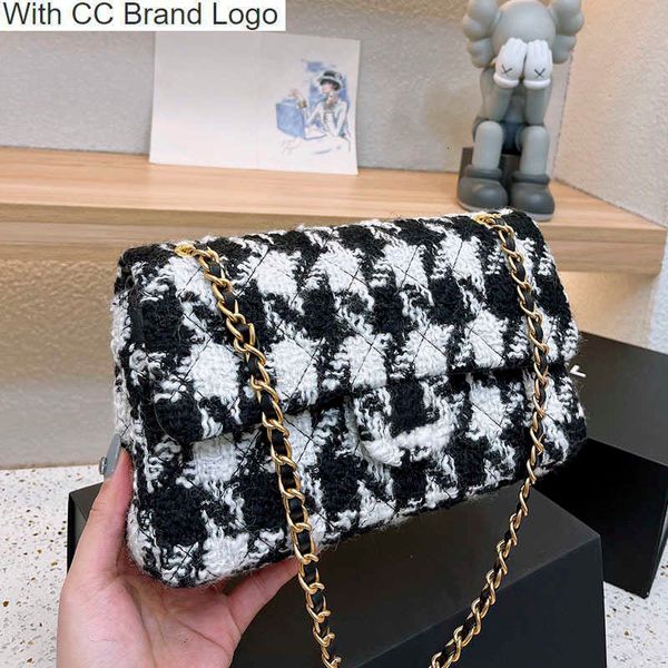 cc brand cross body designer splice knitted two-tone tweed quilted bags gold metal hardware double flap coin purse luxury handbag key pouch
cc brand cross body designer splice knitted two-tone tweed quilted bags gold metal hardware double flap coin purse luxury handbag key pouch
