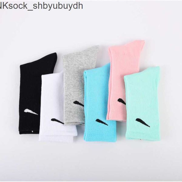 luxury men's fashion socks women's hook brand stockings designers candy colorful medium long women men couple's stocking brea, Black
luxury men's fashion socks women's hook brand stockings designers candy colorful medium long women men couple's stocking brea, Black