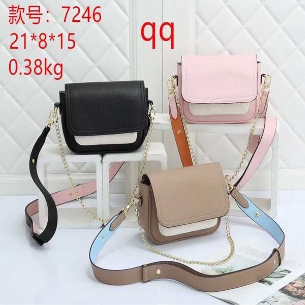 70% 2023 new shoulder bag face small square magnetic button small color contrast zipper pocket soft handle inner patch women's withhigh
70% 2023 new shoulder bag face small square magnetic button small color contrast zipper pocket soft handle inner patch women's withhigh