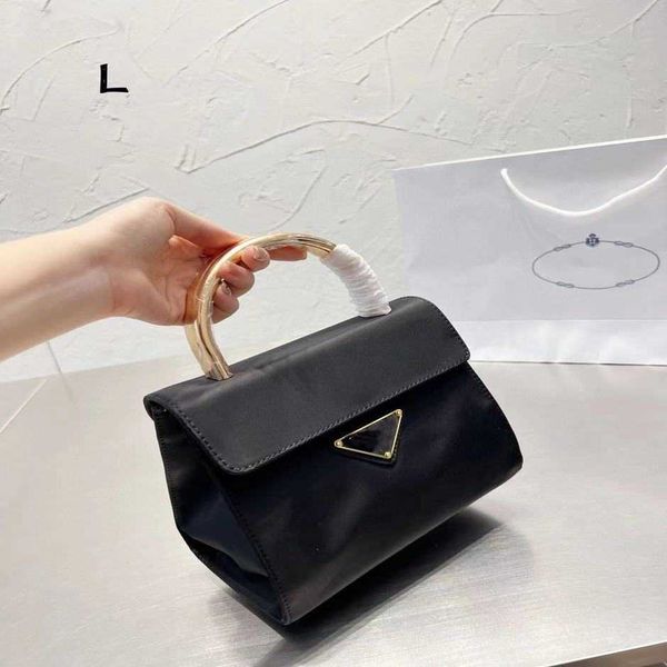 luxury fashion bag ancient waterproof nylon canvas oxford cloth metal ring handle portable flip small square tide ins femalehigh
luxury fashion bag ancient waterproof nylon canvas oxford cloth metal ring handle portable flip small square tide ins femalehigh