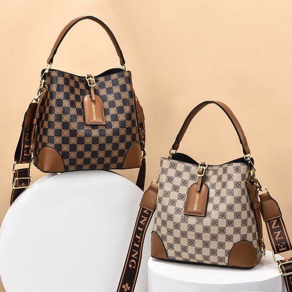 2023 women bags handbag color single shoulder straddle bucket bag female 70%off factory handbags vym7
2023 women bags handbag color single shoulder straddle bucket bag female 70%off factory handbags vym7
