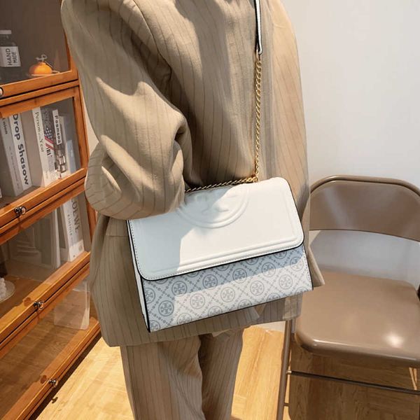 70% 2023 new shoulder bag autumn new trend leisure sports messenger large capacity simple pure color chain small square baghigh
70% 2023 new shoulder bag autumn new trend leisure sports messenger large capacity simple pure color chain small square baghigh