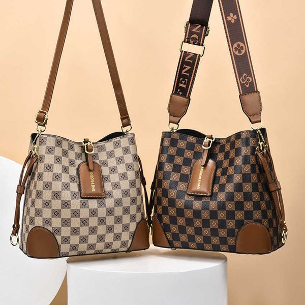 2023 women bags handbag color single shoulder straddle bucket bag female 70%off factory handbags
2023 women bags handbag color single shoulder straddle bucket bag female 70%off factory handbags