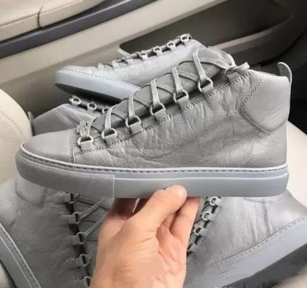 23s/s mens casual shoes classic genuine leather women arena runner flats sneakers male high shoe men fashion lace up trainers size 38-46 wit, Black
23s/s mens casual shoes classic genuine leather women arena runner flats sneakers male high shoe men fashion lace up trainers size 38-46 wit, Black