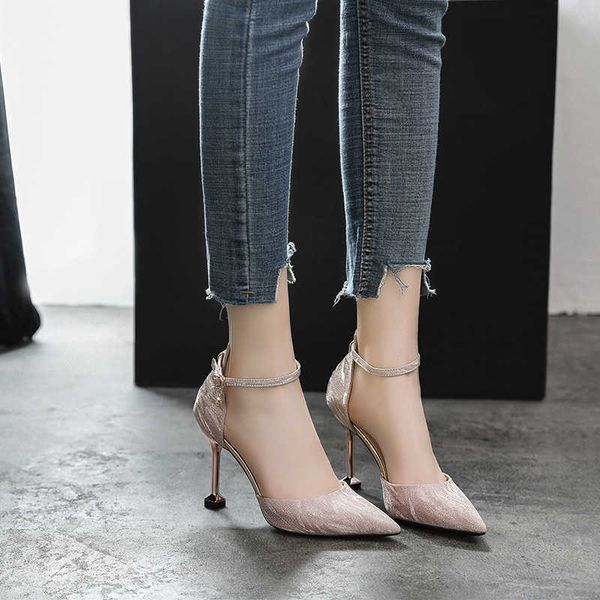 women's dress shoes high heels heartland a6 electroplating thin heel gretel fattening and widening fat feet 414243 small size 30313233, Black
women's dress shoes high heels heartland a6 electroplating thin heel gretel fattening and widening fat feet 414243 small size 30313233, Black