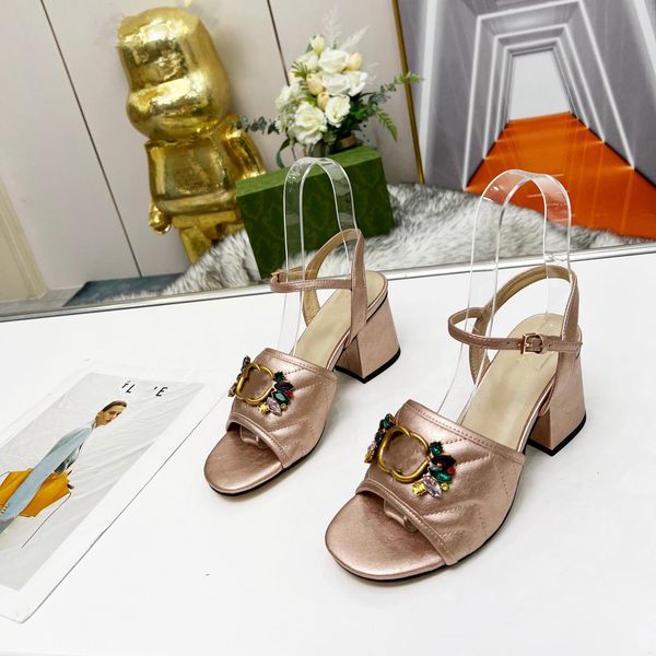 2023 heels sandals luxurys designers fashion ggity heel women shoes dress shoe summer ladies slipers g7e, Black
2023 heels sandals luxurys designers fashion ggity heel women shoes dress shoe summer ladies slipers g7e, Black