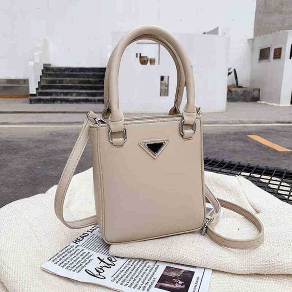 new fashion bag wholesale market summer portable square simple texture fashionable small fresh singlehigh
new fashion bag wholesale market summer portable square simple texture fashionable small fresh singlehigh
