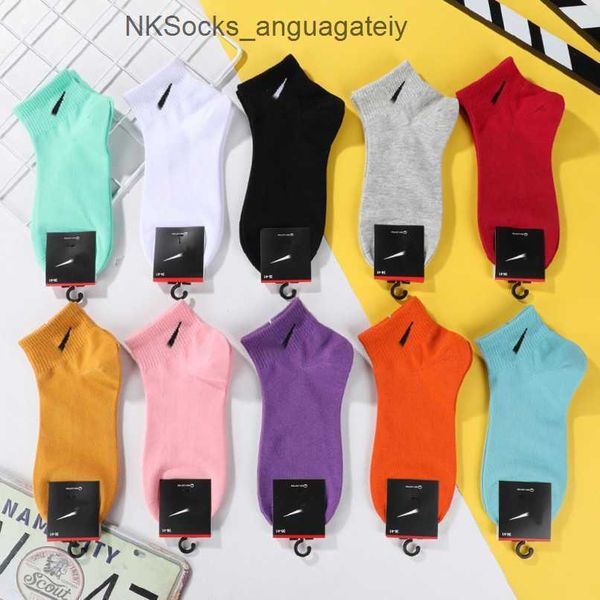 luxury fashion men's socks women's hook brand stockings designers candy colorful medium long women men couple's stocking brea, Black
luxury fashion men's socks women's hook brand stockings designers candy colorful medium long women men couple's stocking brea, Black