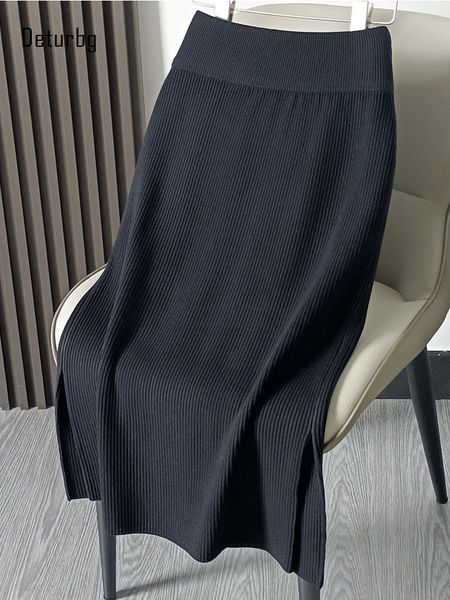 skirt's sides splits knitted midi ladies stretchy high waist thickened stripes black bandage winter k190 230225
skirt's sides splits knitted midi ladies stretchy high waist thickened stripes black bandage winter k190 230225