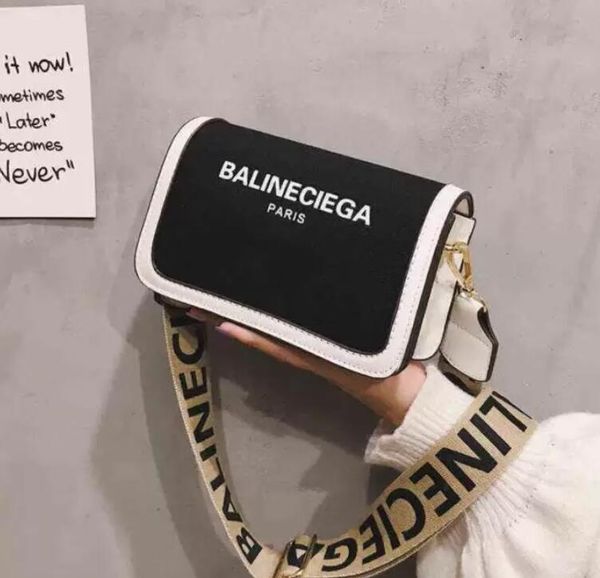 bag summer women purse and handbags 2022 new fashion casual small square bags unique designer shoulder messenger bag, Red;black
bag summer women purse and handbags 2022 new fashion casual small square bags unique designer shoulder messenger bag, Red;black