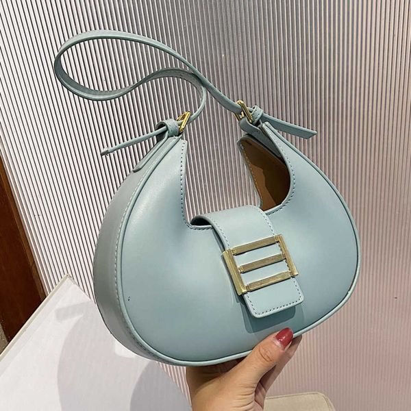 2023 new shoulder bag this year armpit are popular. women's summer new french style niche single shoulder high-end feeling commuter mes
2023 new shoulder bag this year armpit are popular. women's summer new french style niche single shoulder high-end feeling commuter mes