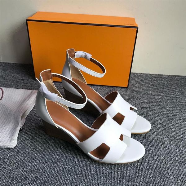 early spring summer cowhide women's slope heel sandals palmprint plain fashion classic design with box size 35-40235x, Black
early spring summer cowhide women's slope heel sandals palmprint plain fashion classic design with box size 35-40235x, Black