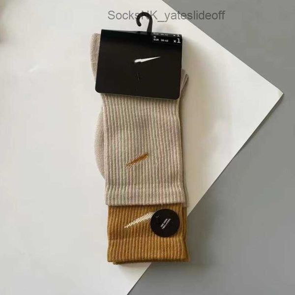 men's socks fashion luxury women's hook brand stockings designers fake two pairs splicing high tube women men couple's sports, Black
men's socks fashion luxury women's hook brand stockings designers fake two pairs splicing high tube women men couple's sports, Black