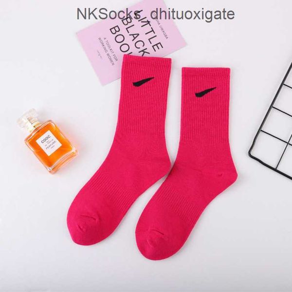 fashion men's luxury socks women's hook brand stockings designers candy colorful medium long women men couple's stocking brea, Black
fashion men's luxury socks women's hook brand stockings designers candy colorful medium long women men couple's stocking brea, Black