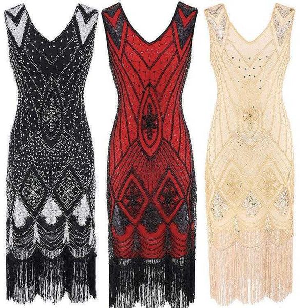vintage sequin tassel dress - multicolor, deep v neck, 1920's fashion, White;black
vintage sequin tassel dress - multicolor, deep v neck, 1920's fashion, White;black