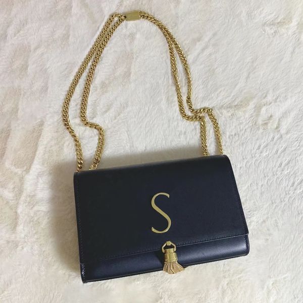 fashion classic totes crossbody designer bag clutch women shoulder bags metal chain handbags luxury leather envelope purses mens womens wall
fashion classic totes crossbody designer bag clutch women shoulder bags metal chain handbags luxury leather envelope purses mens womens wall
