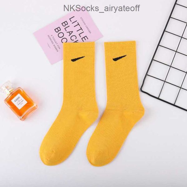 fashion luxury men's socks women's hook brand stockings designers candy colorful medium long women men couple's stocking brea, Black
fashion luxury men's socks women's hook brand stockings designers candy colorful medium long women men couple's stocking brea, Black