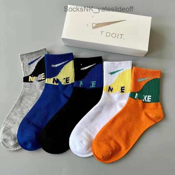 men's socks fashion luxury gift box women's hook classic brand designers tie dyed multicolor sports stockings men women cotton bre, Black
men's socks fashion luxury gift box women's hook classic brand designers tie dyed multicolor sports stockings men women cotton bre, Black