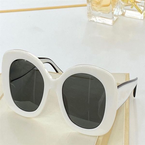 mens sunglasses for women 71414 men sun glasses fashion style protects eyes uv400 lens with case2262, White;black
mens sunglasses for women 71414 men sun glasses fashion style protects eyes uv400 lens with case2262, White;black