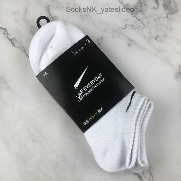 men's socks luxury fashion women's hook brand stockings designers solid color medium long low tube couple's breathable stocki, Black
men's socks luxury fashion women's hook brand stockings designers solid color medium long low tube couple's breathable stocki, Black