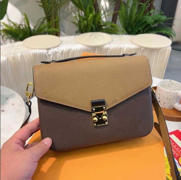2023 luxury brand luxurys women messenger bag crossbody men cosmetic totes handbag brand ladies wallet shoulder bags purses gift 0aow, Black
2023 luxury brand luxurys women messenger bag crossbody men cosmetic totes handbag brand ladies wallet shoulder bags purses gift 0aow, Black