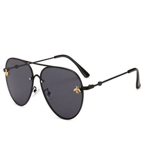 2023 brand design sunglasses women men designer good quality fashion metal oversized sun glasses vintage female male uv4000, White;black
2023 brand design sunglasses women men designer good quality fashion metal oversized sun glasses vintage female male uv4000, White;black