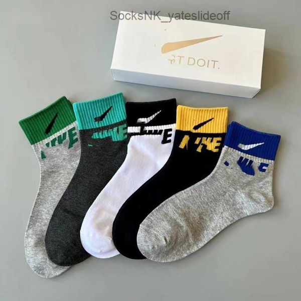 men's socks luxury fashion gift box women's hook classic brand designers tie dyed multicolor sports stockings men women cotton bre, Black
men's socks luxury fashion gift box women's hook classic brand designers tie dyed multicolor sports stockings men women cotton bre, Black