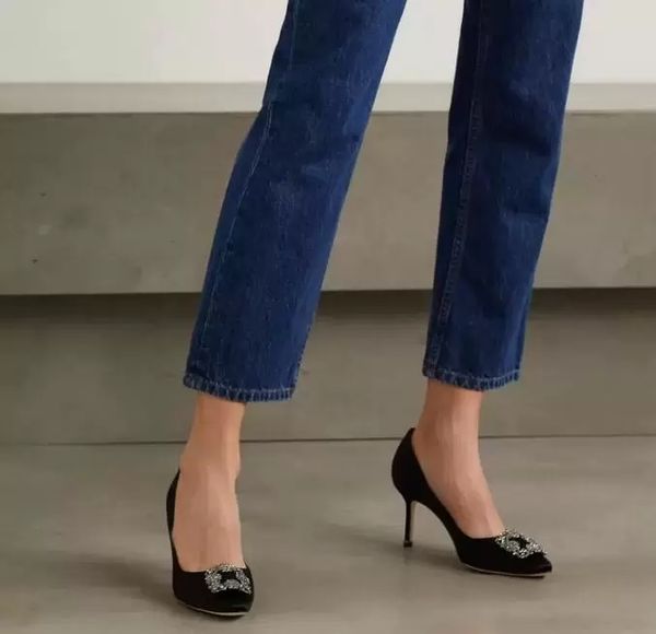 2023 summer sandals design flats high-heeled shoes leaf crystals particle glitter romy brands ladies dress comfort party wedding box, Black
2023 summer sandals design flats high-heeled shoes leaf crystals particle glitter romy brands ladies dress comfort party wedding box, Black