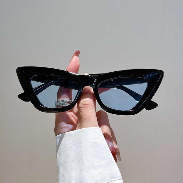 sunglasses kammpt vintage cat eye sunglasses for women trendy retro candy color female shades eyewear fashion brand uv400 lady sun glasses g, White;black
sunglasses kammpt vintage cat eye sunglasses for women trendy retro candy color female shades eyewear fashion brand uv400 lady sun glasses g, White;black