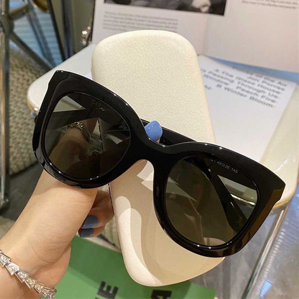sunglasses new fashion small cat eye sunglasses modern trendy popular female eyewear colorful brand designer women uv400 ladies shades g2302, White;black
sunglasses new fashion small cat eye sunglasses modern trendy popular female eyewear colorful brand designer women uv400 ladies shades g2302, White;black