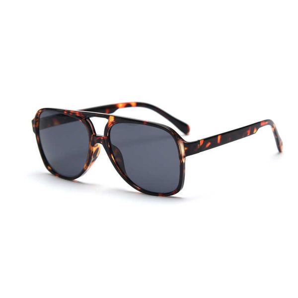 sunglasses 2022 new versatile simple sunglasses women's toad glasses personality fashion trend street shooting temperament glasses uv40, White;black
sunglasses 2022 new versatile simple sunglasses women's toad glasses personality fashion trend street shooting temperament glasses uv40, White;black