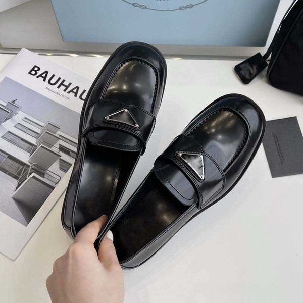 shoes guangzhou high-end quality fashion p home leather big sole triangle women's lefu shoes, Black
shoes guangzhou high-end quality fashion p home leather big sole triangle women's lefu shoes, Black
